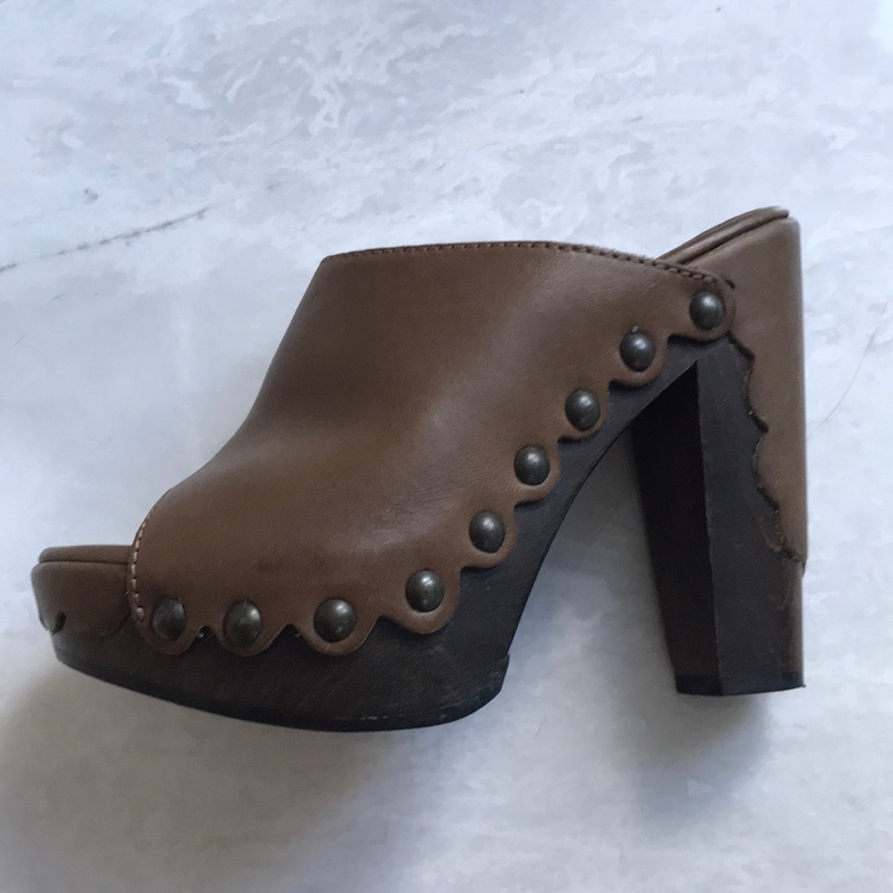 Stuart Weitzman Platform Slides Brown Leather S6 - image 3